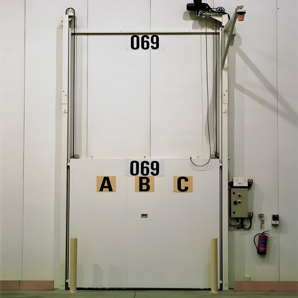 150 mm Cold Room Rapid Vertical Lift Door — product image 1